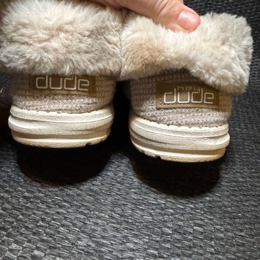 Hey Dudes Tan Fur-Lined Women's Shoes - Picture 3 of 7